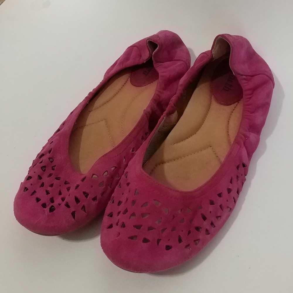 Fuchsia leather flats